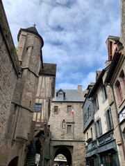 Rue du Mont-Saint-Michel, Normandie, France