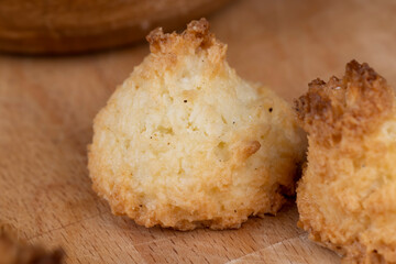 Small homemade coconut cookies made using coconut chips