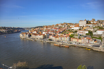 Fototapeta na wymiar Duoro River in Porto with skyline in Portugal during winter