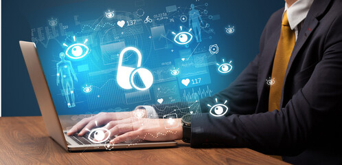 hand browsing on the internet for medical issues