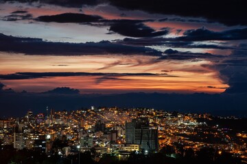 Fototapeta na wymiar Beautiful city summer sunset - Manizales town - Colombia