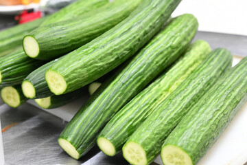 Cucumber cutting and prep 7