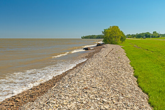 Quiet Waves on the Shores of Lake Winnepeg