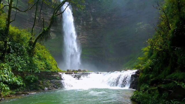 Salto de Santo Domingo waterfall in the department of Meta-Colombia / Cascada salto de santo domingo en el departamento del Meta-Colombia