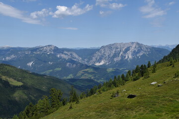 Fototapeta na wymiar Panorama über Stoderzinken, Kammspitz und Ennstal vom Schladminger Törl, Schladminger Tauern, Steiermark