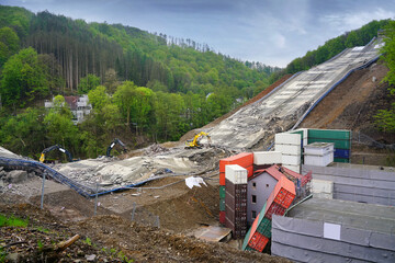 Rahmede Talbrücke nach der Sprengung / A 45 Sauerlandlinie / Lüdenscheid, Sauerland, NRW