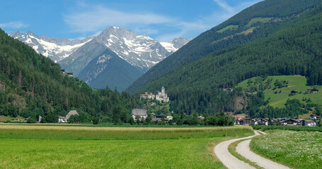 S&uuml;dtirol bei Bruneck in Italien