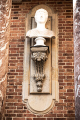 statue of the virgin mary