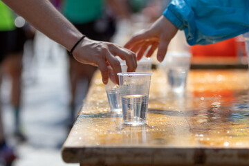 water_cup - 600772433