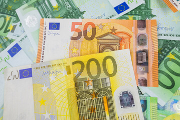 different euro banknotes