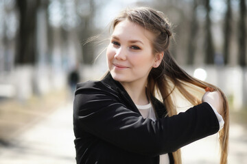 Cute girl in an autumn park