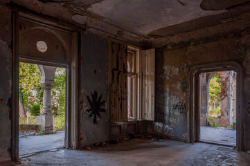 Fototapeta na wymiar Exploring the Abandoned Beocin Manor A Hauntingly Beautiful Look into Serbia's Rich History