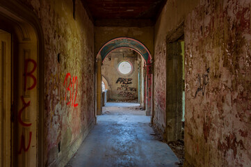 Fototapeta premium Exploring the Abandoned Beocin Manor A Hauntingly Beautiful Look into Serbia's Rich History