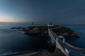 Atardecer junto al faro de Isla Pancha