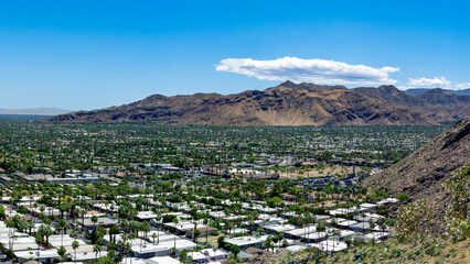 Fototapeta na wymiar Palm Springs Panorama