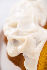 Pumpkin bunt cake