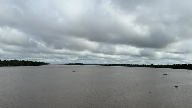 Wolken &uuml;ber dem Amazonas
