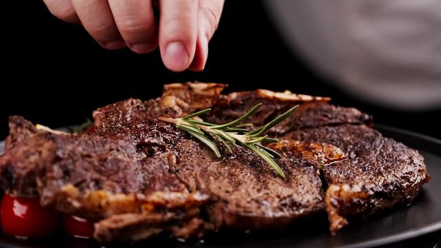 A delicious fried steak video