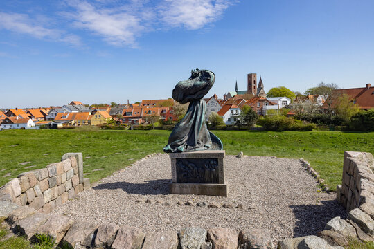 Statue of Queen Dagmar, Queen Dagmar of Denmark - Princess Margaretha of Bohemia - was born in the royal castle Vysehrad in Prague at the end of the 12th century. Ribe, Denmark