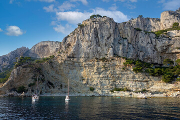 Fototapeta na wymiar Le parc national des Calanques entre Marseille et Cassis