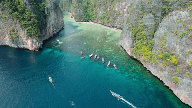 Tropical islands and longtail boats,Travel Phiphi island 