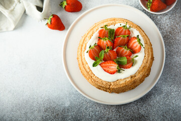 Homemade berry cake with vanilla cream