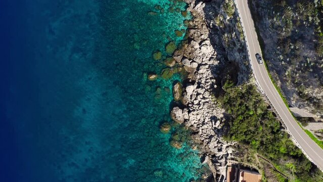 Limit road traffic to protect the landscape cliff near ocean