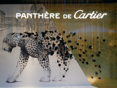 Showcase "The panther of Cartier" at the Samaritaine, 2023.