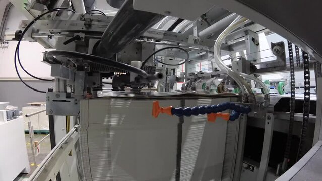 cardboard blank die cutting machineindustry