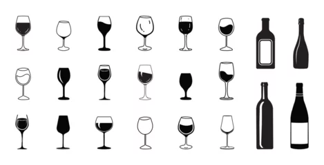 Foto op Plexiglas wine glass and bottle silhouette  © Tamim 99Graphics
