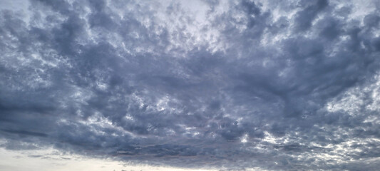 Obraz premium sunset in brazil in a city in the interior of são paulo