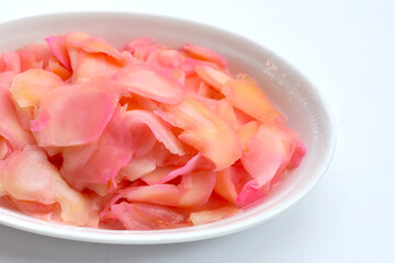 Sushi ginger, Sliced pink pickled young ginger