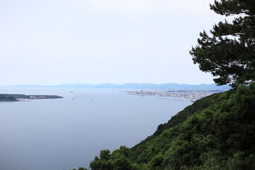 Fototapeta na wymiar 山から眺める鹿児島市街地の風景