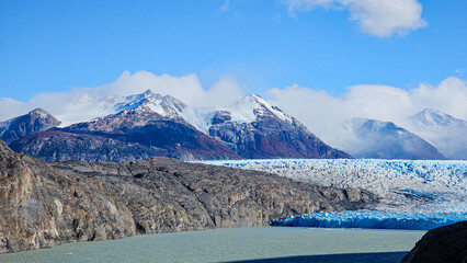 Obraz premium Nature and cities in autumn