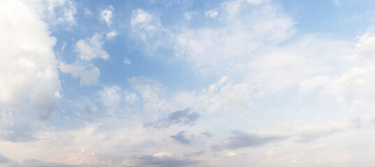 Fototapeta premium Scenic view of the sky with clouds