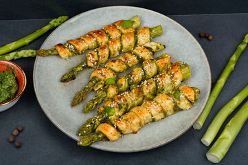 Green asparagus baked in dough.