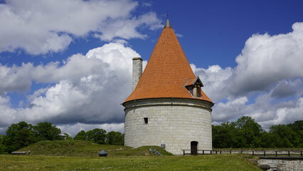 Fototapeta na wymiar Tower on a castle wall