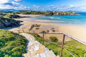 Coast and beaches of the tourist village of Tapia de Casariego, in Asturias, Spain. © Ricardo Algár