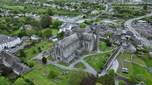 St. Canice's Cathedral and Round Tower 5k