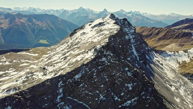 Luftaufnahme von Arosa und den Alpen