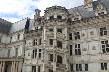 Fototapeta na wymiar Le château royal de Blois, ville de Blois, département du Loir et Cher, France