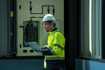 Robot engineer,Engineer, Robotic arm, Science, Industry 4.0