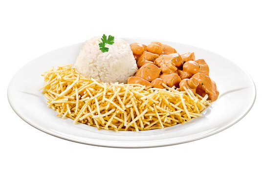 strogonoff de frango com cogumelo acompanhado de arroz branco e batata palha isolado em fundo transparente - Estrogonofe de frango