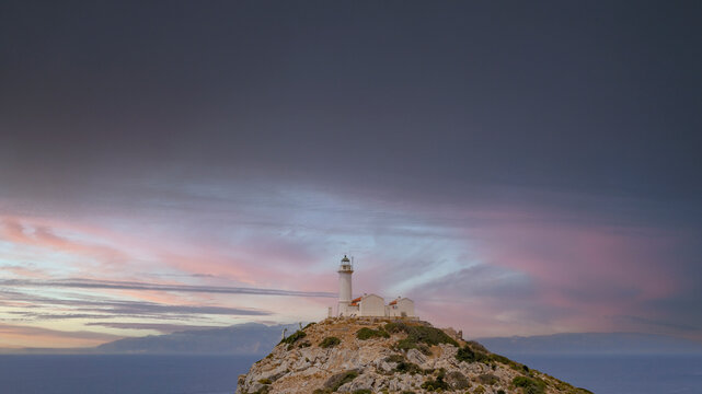 Dat&ccedil;a city and Lighthouse