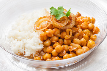 cooked chickenpeas salad with rice