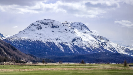 Fototapeta premium Swiss & Italian Alps