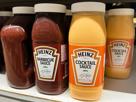 GERMANY - MAI 08, 2023: Wholesale Heinz Cocktail and Barbecue Sauce Bottles in Bulk