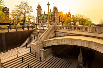 view of Parliament Hill in Ottawa - obrazy, fototapety, plakaty