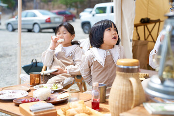 子供と楽しむキャンプのイメージ