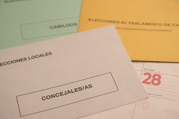 Electoral envelopes to vote the Canarian Parliament, the Cabildos and town halls of the Canary Islands (Spain)
